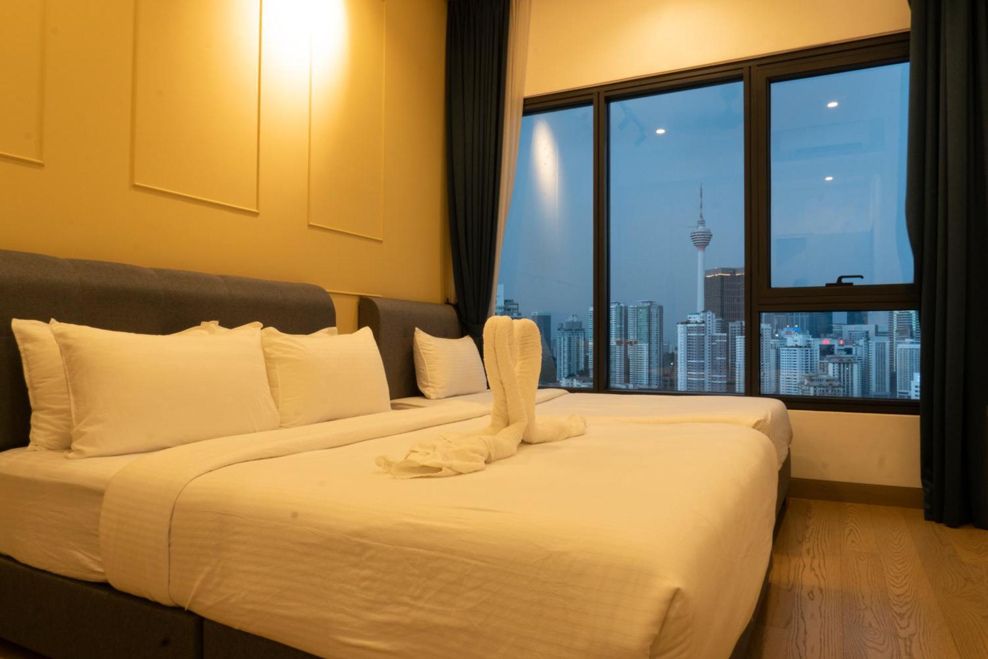 Lalaport At Lucentia Bukit Bintang Center * Kuala Lumpur
